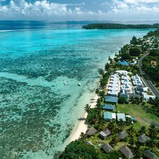 Niu beach moorea - bungalow and sea 