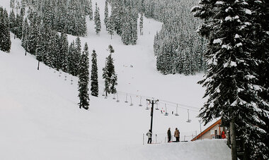 Air Tahiti Nui USA Seattle ski Stevens Pass MOlling