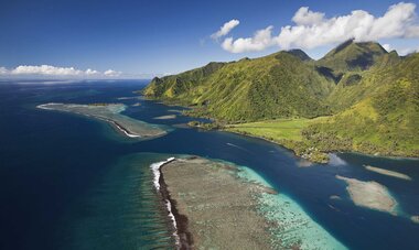 Vue aérienne sur le Fenua 'Aihere