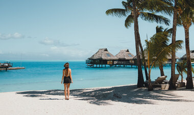 Benefit from the best airfare and accommodation deals - ©Manuel Dietrich