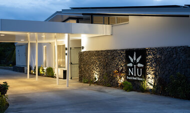 Niu beach moorea - in front