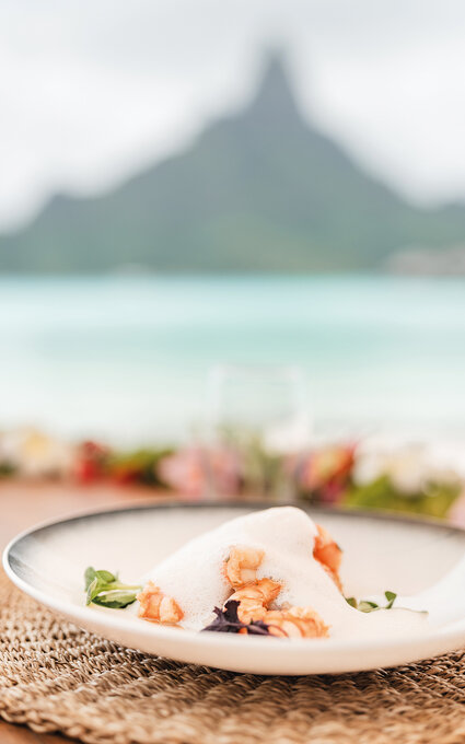 Blue shrimps sautéed in re'a tahiti